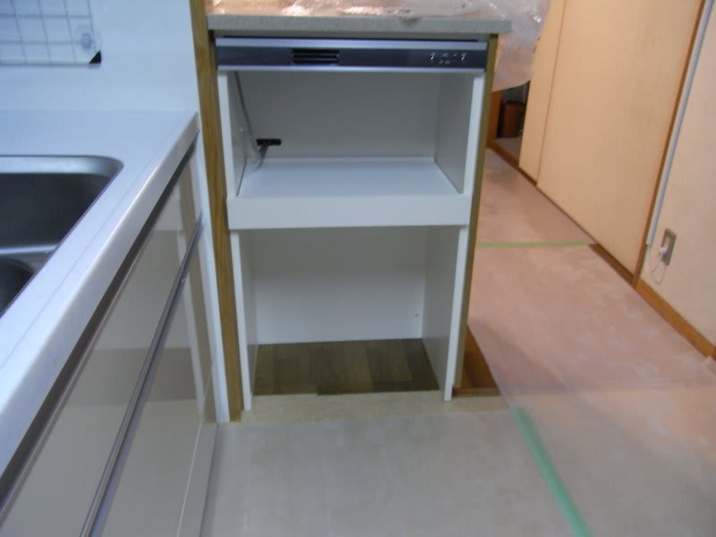 台所 炊飯器の蒸気排出ユニットを造り込む こうしたい と つくる の間に 一級建築士事務所アーク ライフのブログ