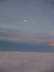 雲海と月