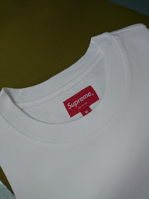 シュプリーム Supreme Tシャツ えり黄ばみしみぬきです 広島市安佐南区のクリーニングフミヤ