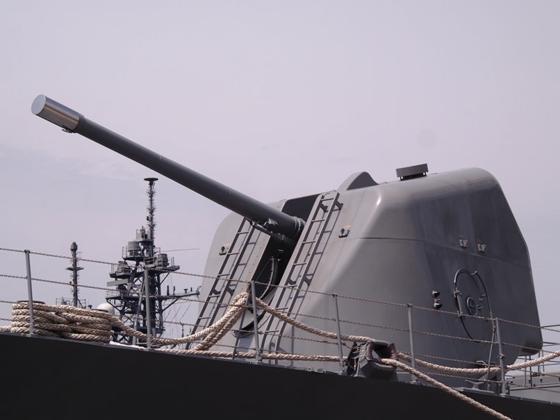 オート メラーラ 127 Mm 砲 海上自衛隊 観光列車から 日々利用の乗り物まで
