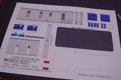 セリアミニカーを飾るガソリンスタンドのフリーペーパークラフトを作ってみました ペーパー 写 楽 セリアミニカーを飾るガソリンスタンドのフリーペーパークラフトを作ってみました ペーパー 写 楽