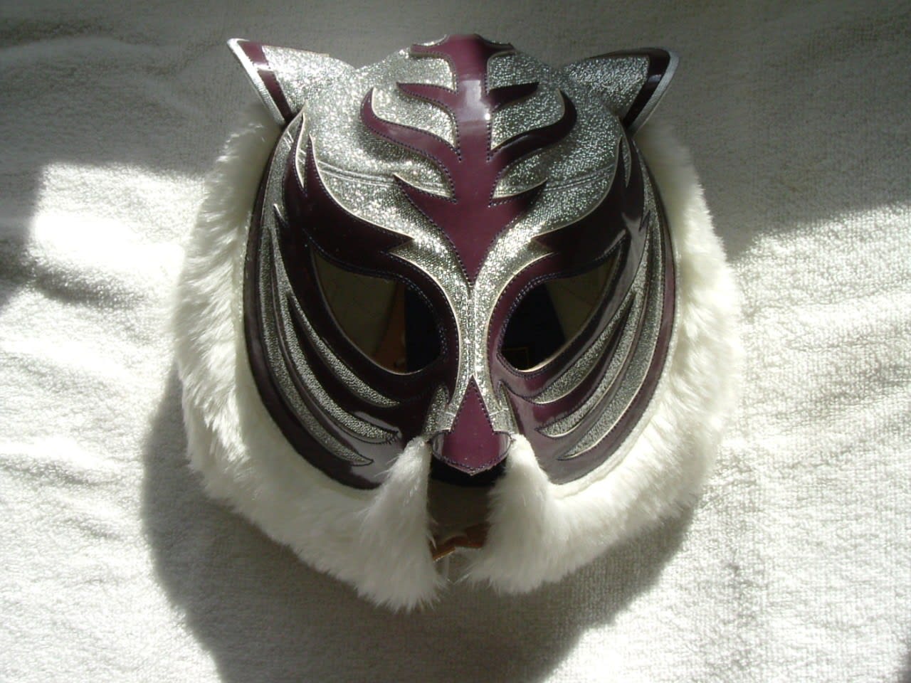 一番の贈り物 初代タイガーマスク　スーパータイガー　サイン入り　OJISAN製 格闘技/プロレス