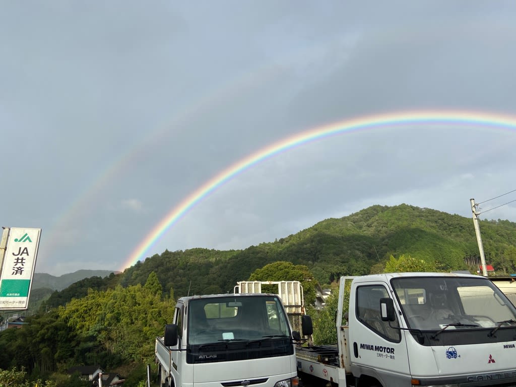 怪奇現象 ワイパーが勝手に動く 三菱 キャンター 福知山の自動車屋 三和モーター商会 ブログ