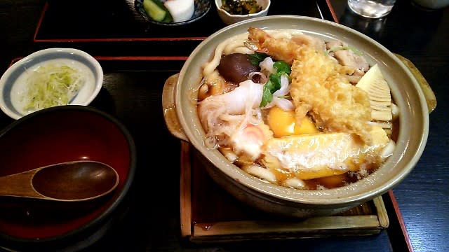 江戸藤:鍋焼きうどん