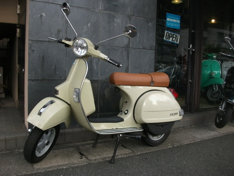 Vespa PX200FL2 Cammeo 19周年記念特売中古車 - Vespa Garage MIKURIYA'S BLOG