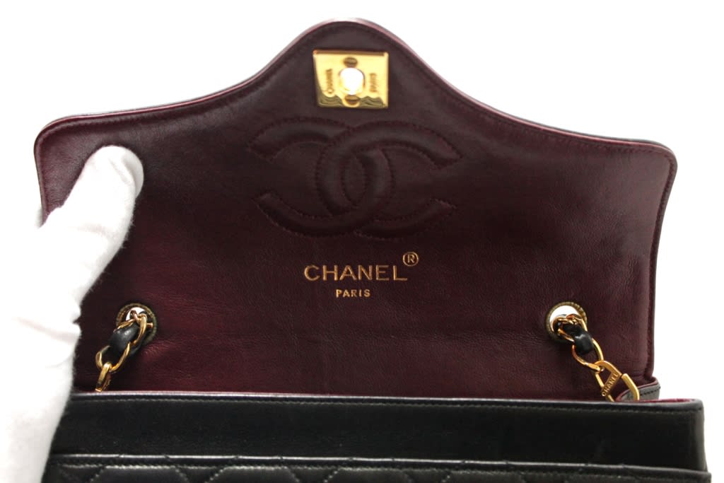 AUTHENTIC CHANEL CHAIN SHOULDER BAG LEATHER BLACK FLAP QUILTED ...