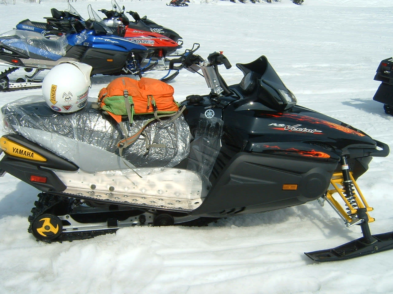 ヤマハ スノーモービルBR250ロング