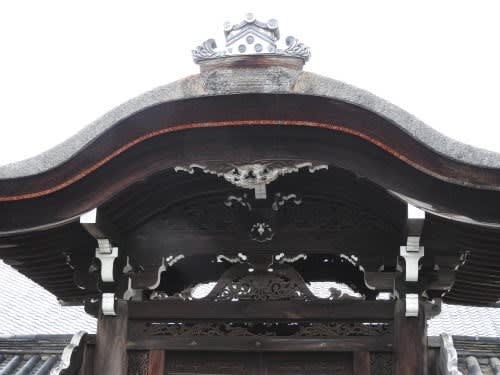 東福寺方丈表門　兎毛通（唐破風懸魚）