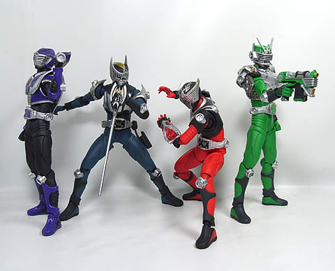 Figma 仮面ライダードラゴンナイト 主役級4人！ - RAVERS CAGE