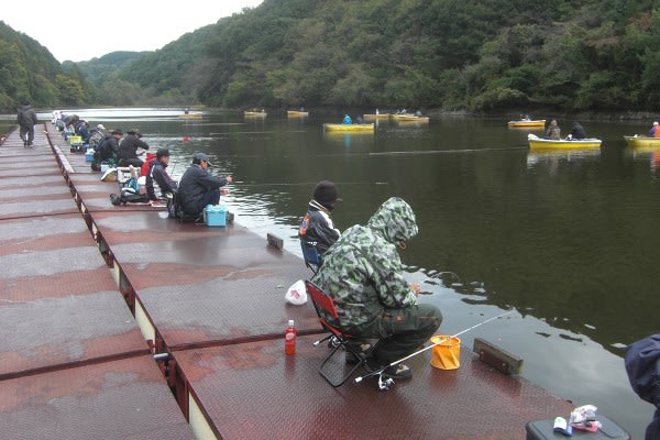 円良田湖のワカサギ釣りが解禁となりました 寄居町観光協会ブログ