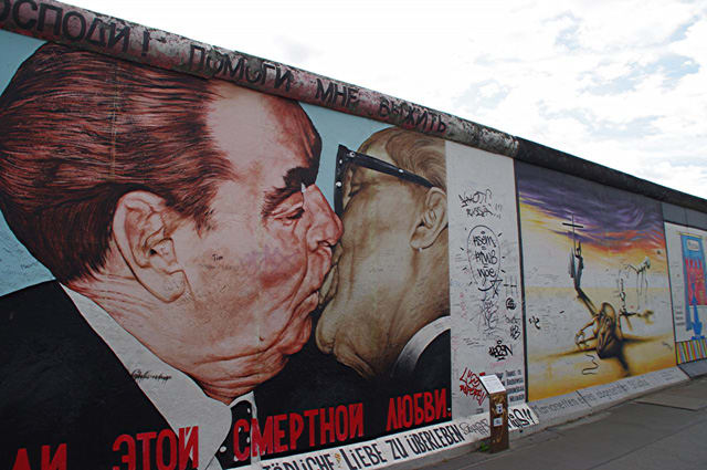 ベルリンの壁 ｇｒｅｅｔｉｎｇｓ ｆｒｏｍ ｊａｐａｎ