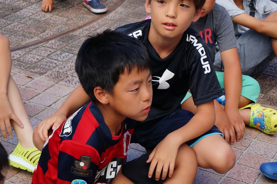 サッカー合宿 小学校サッカークラブ その5 無事に帰って来た編 そして謎の洋館の謎 Sailin Shoes サッカー合宿 小学校サッカークラブ その5 無事に帰って来た編 そして謎の洋館の謎 Sailin Shoes