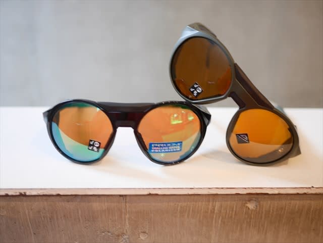 Palace x Oakley Clifden Sunglasses Cloud Men's - FW24 - US