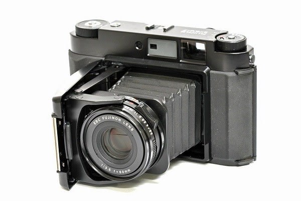 デジタルカメラ全盛時に存在感を高める現行・フィルムカメラ４製品 