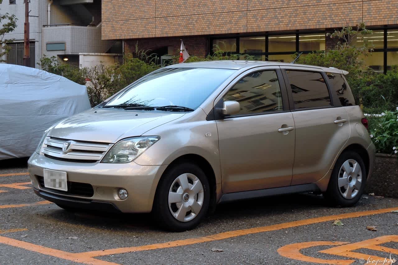 Toyota ist 2002- 2002年に登場したトヨタ イスト - ☆ BEAUTIFUL CARS