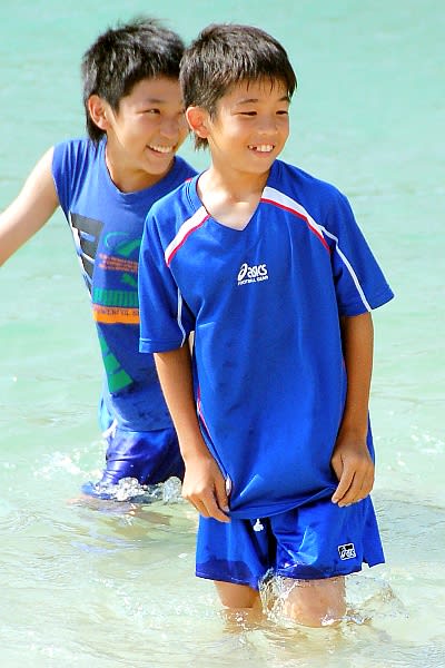 離島のサッカー少年２ 子ども写真館