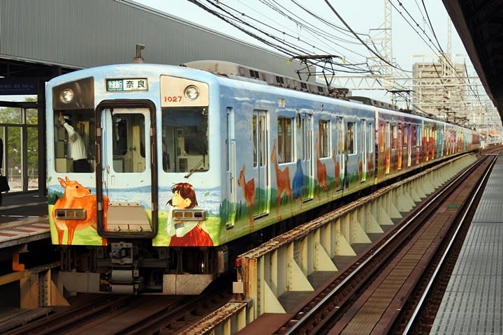近鉄1026系1027Fラッピング「ならしかトレイン」（阪神武庫川駅
