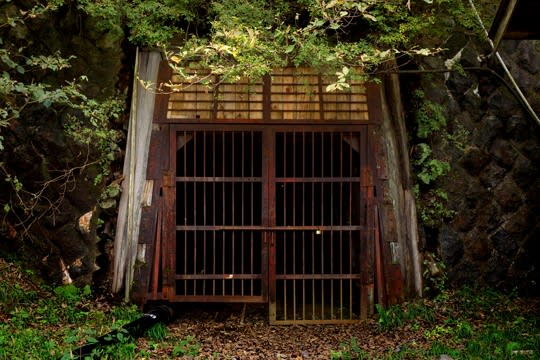 足尾銅山・本山坑