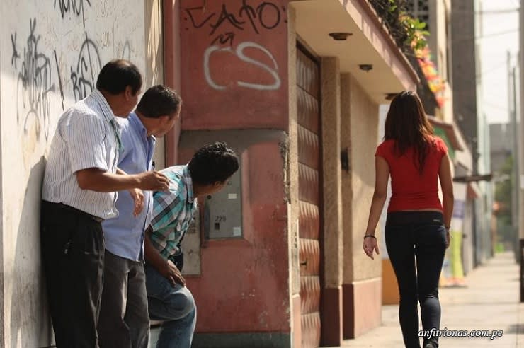 若いアルゼンチン女性のセクシャルハラスメント苦闘が ヒット 世界メディア ニュースとモバイル マネー