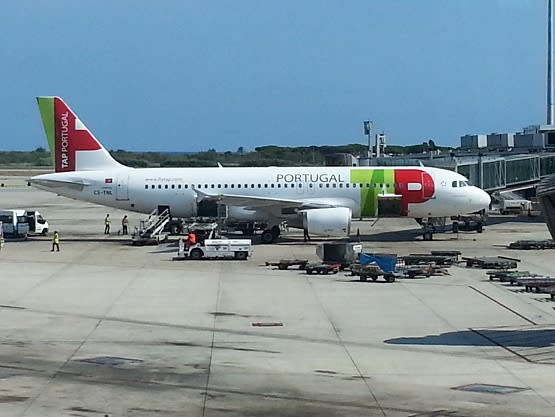 初めてのtapポルトガル航空でバルセロナからリスボンへ Y S クロニクル