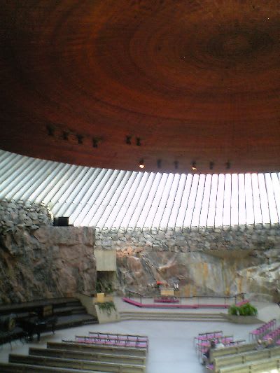 フィンランド・ヘルシンキのテンペリアウキオ教会