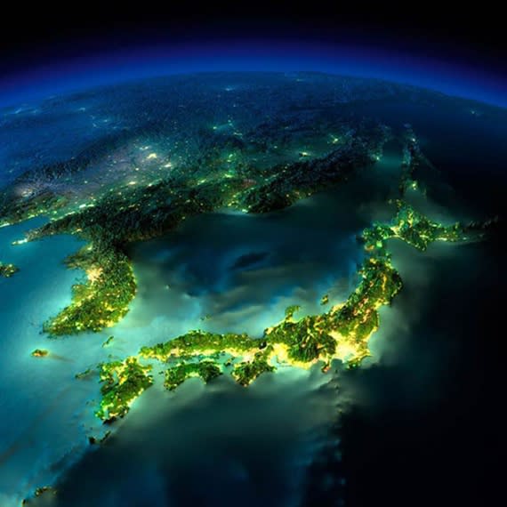 宇宙から撮影された夜の日本列島が ぶち綺麗 おくびょうなネコ 時々思いのまま
