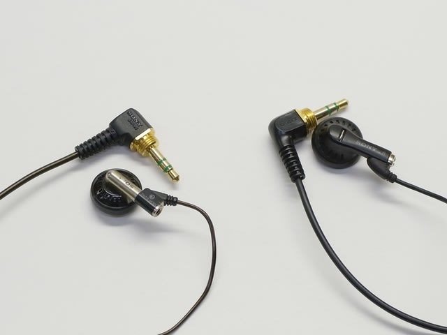 MDR-E484とMDR-E282の比較レビュー - Collectable Headphones MDR-E484とMDR-E282の比較レビュー - Collectable Headphones