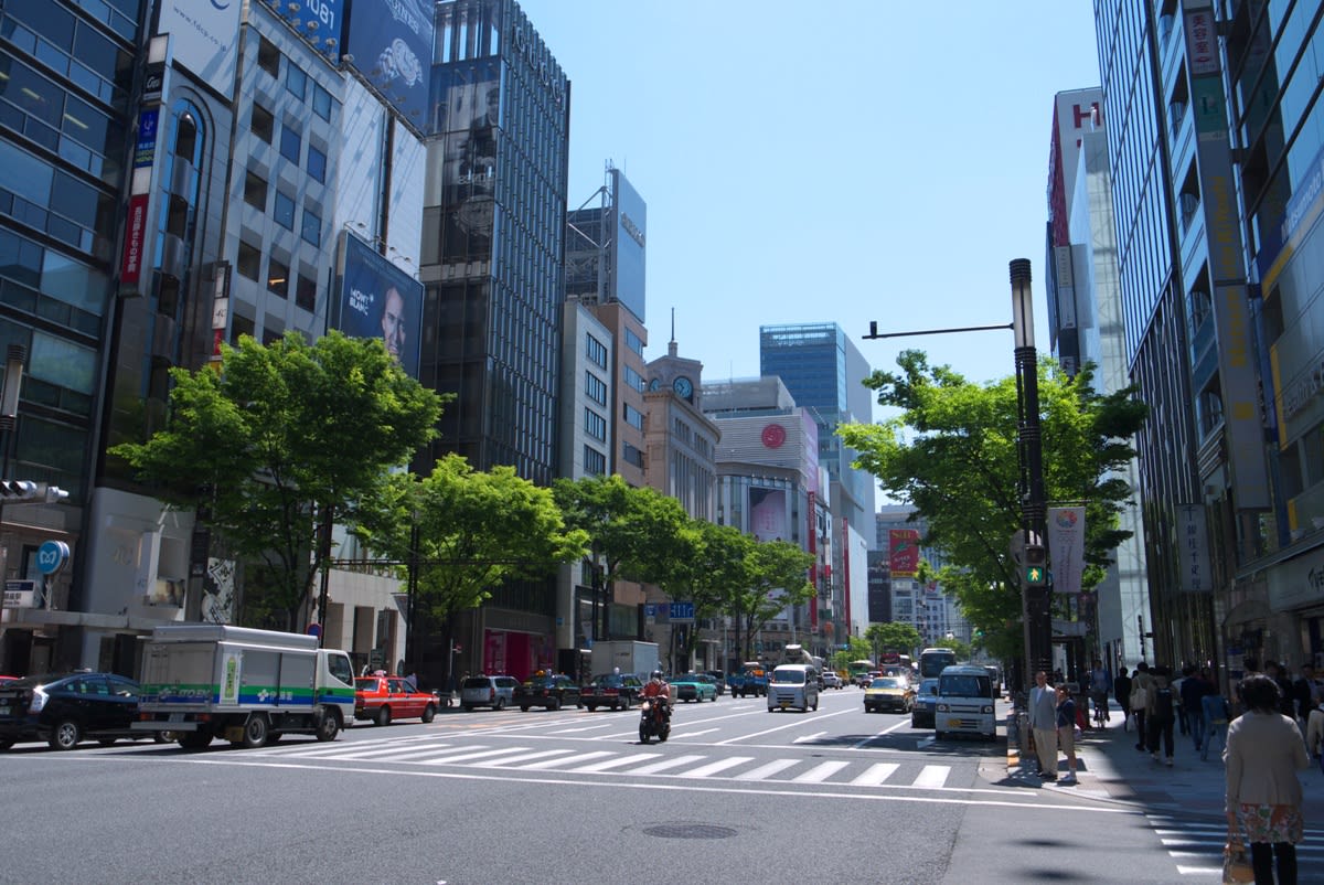 開業後の歌舞伎座 ｊｒ有楽町駅前から 東銀座 歌舞伎座 まで ｐａｒｔ１ 緑には 東京しかない