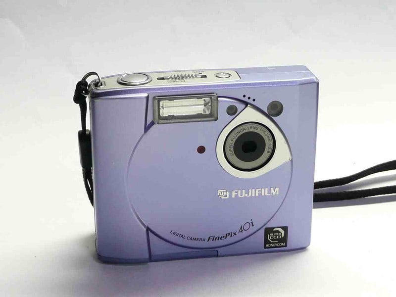 FUJIFILM FinePix 40i オーディオ付きデジカメ - 乾電池の画像集 出張所