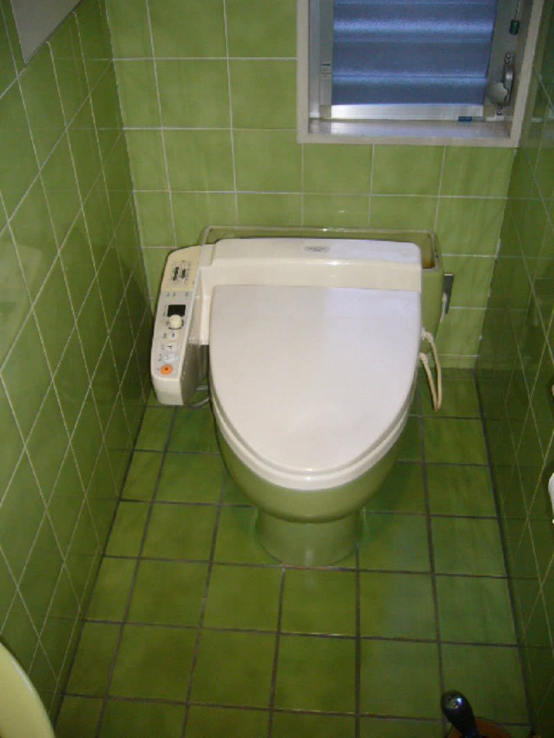 千葉県市川市 ＴＯＴＯ トイレ 腰掛式ワンピース防露便器 ｃ４０６