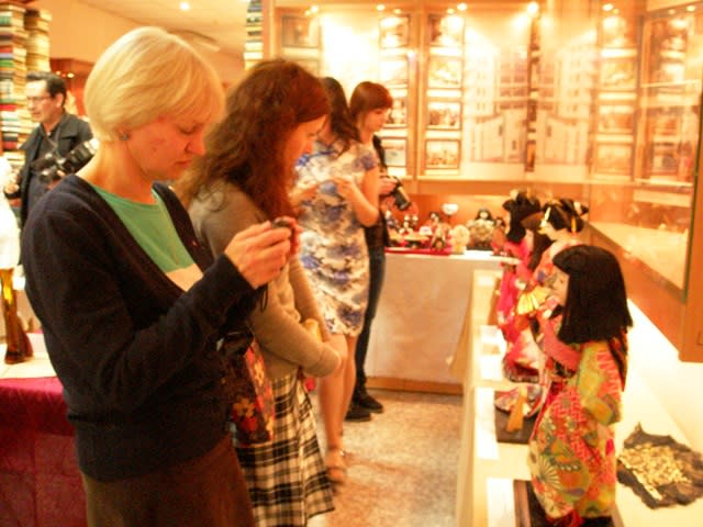 世界の民族衣装人形展に参加 １ ベラルーシの部屋ブログ