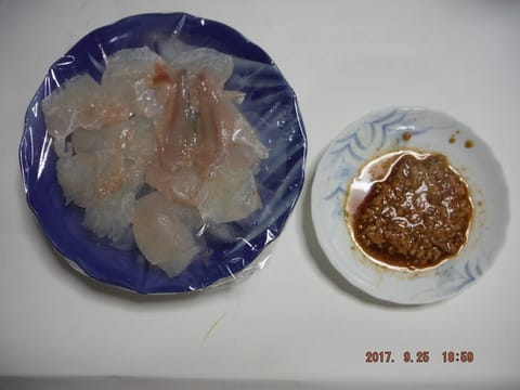 浜名湖カワハギ肝醤油刺身で美味しく頂きました つりんぼ