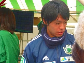 岩上祐三選手 完全移籍加入 体制が整った 春近山雅 はるちかやまが 岩上祐三選手 完全移籍加入 体制が整った 春近山雅 はるちかやまが