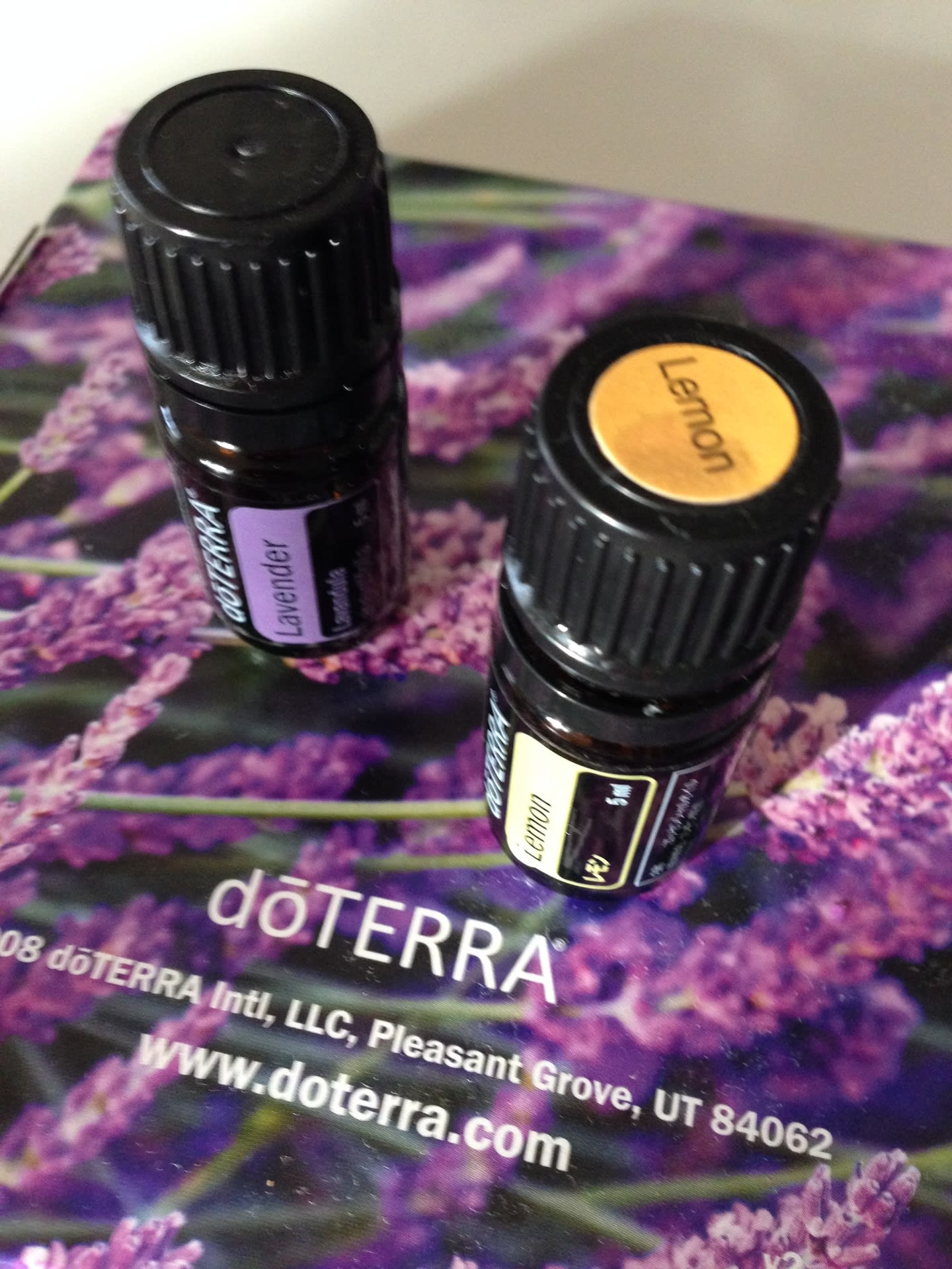 ドテラ (doTERRA) エッセンシャルオイルのお話♪ - Yokkoのレイある風景