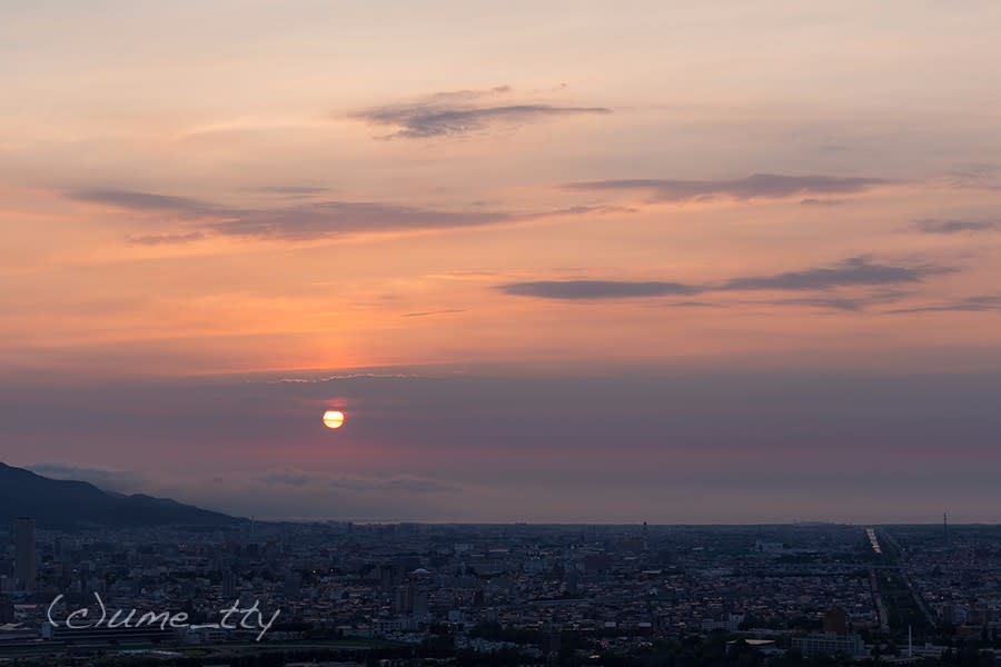 今日の札幌の夕焼け 4 淡い夕日 Photodiary 北海道の風景写真ブログ