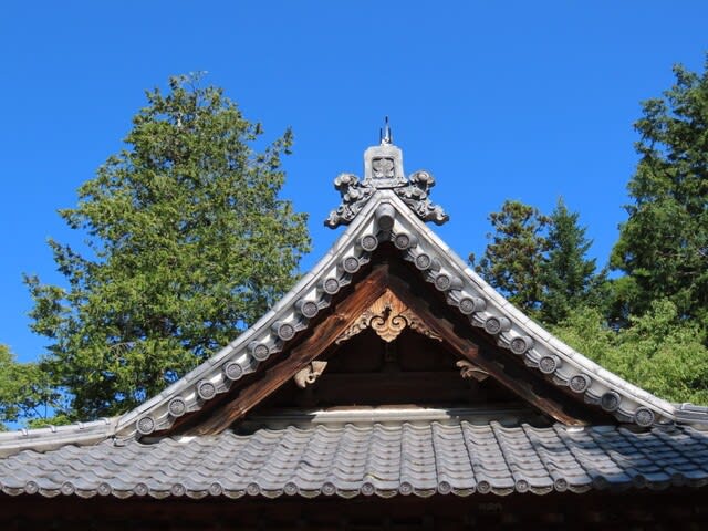 生島足島神社　神楽殿拝懸魚と降懸魚