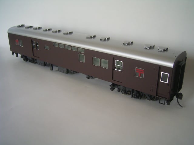 TOMIX HO-527オユ10形（非冷房・茶色）のインレタ貼り - 鉄道模型 