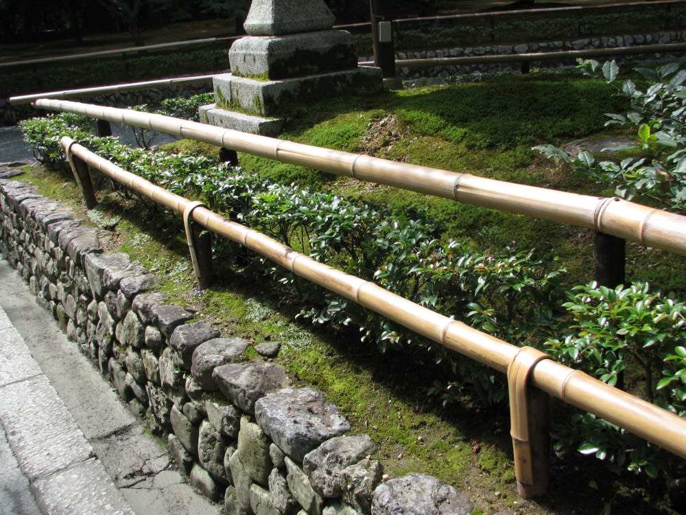 クリックで大きくなります。