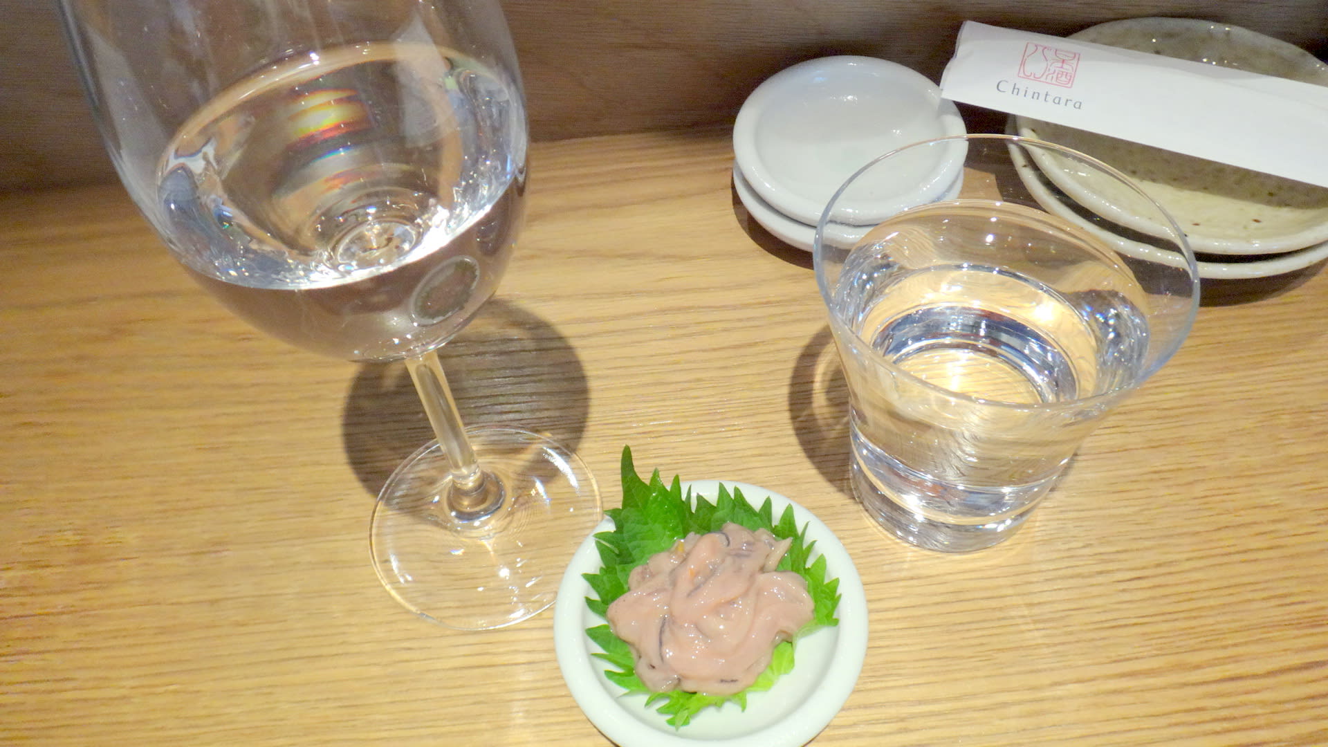 ほぼ貸切状態で日本酒の利き酒を堪能 道玄坂上の 日本酒バル チンタラ セーチンズワールド