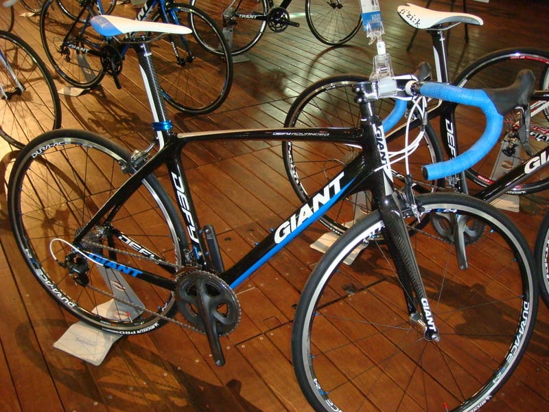 28500円セール 名古屋 直売値下 GIANT DEFY ALLIANCE エンデュランス