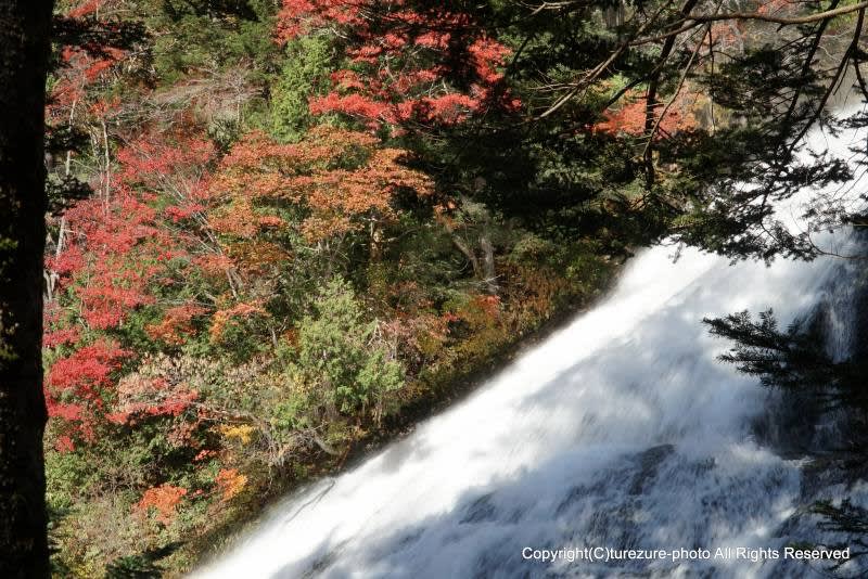 18 奥日光 湯滝の紅葉 徒然なる写真日記