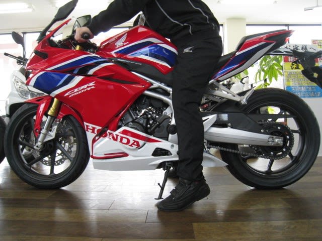 ローシート ローダウンカスタムのご提案 ホンダドリーム静岡のブログ