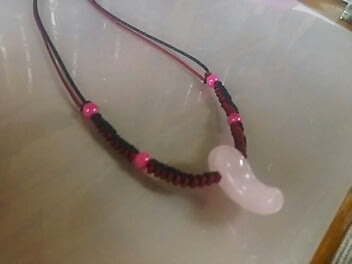 ローズクォーツの勾玉 ほんなこつ ささやかなこの人生