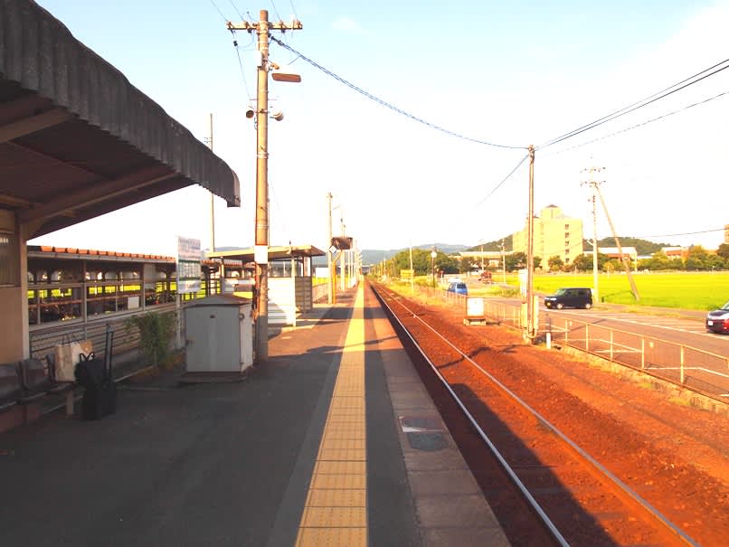 服部駅 吉備線 観光列車から 日々利用の乗り物まで 服部駅 吉備線 観光列車から 日々利用の乗り物まで