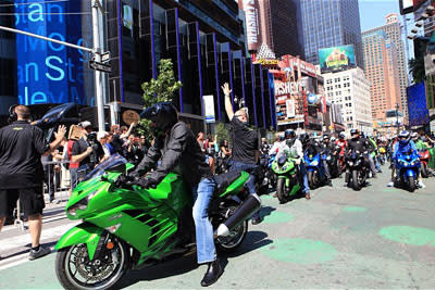 Kawasaki 9.13 TIMES SQUARE TAKEOVER