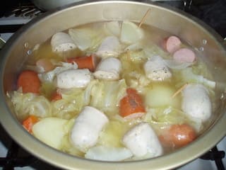 西洋鍋のポトフです。スープだけど鍋風に作ってみたよ。