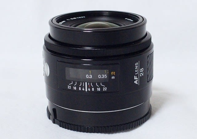 焦点距離28mmミノルタAFレンズ　28mm F2