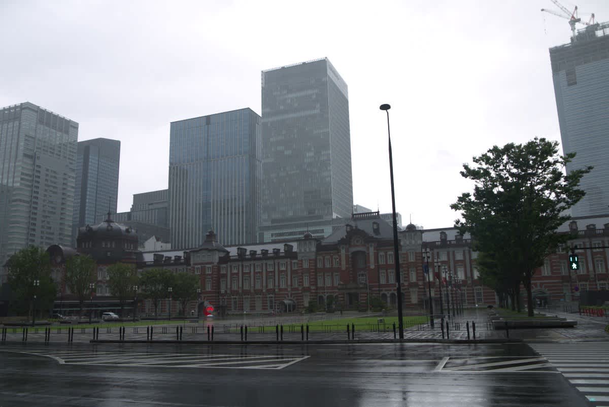 東京オリンピック開催期間中の東京駅周辺を散策する ２０２１年７月下旬 ｐａｒｔ８ 緑には 東京しかない