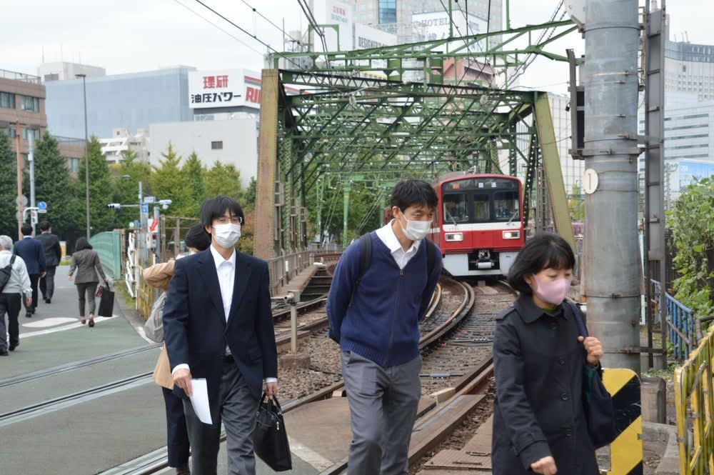 危ない 列車が近づいて 京急1731 八ッ山橋踏切 京急本線 Nov Sdtmの気まま空間 2 危ない 列車が近づいて 京急1731 八ッ山橋踏切 京急本線 Nov Sdtmの気まま空間 2