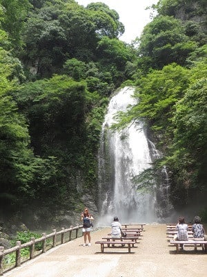 大阪 箕面公園の滝道 誰もが気軽に大自然を楽しめる散策路 美の五色 Bino Gosiki 美しい空間 モノ コトをリスペクト